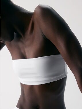 Aritzia contour- Women’s White Strapless Bandeau Bra - XS